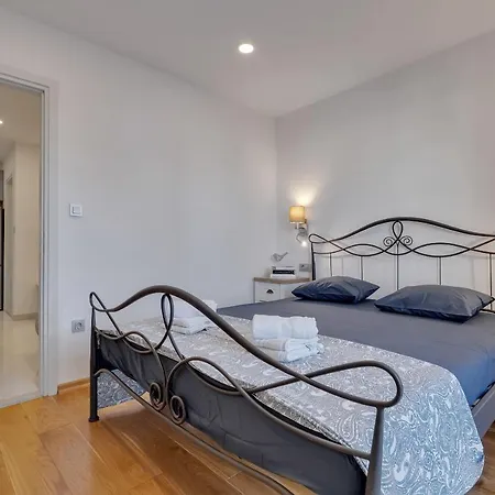 Apartman Marin